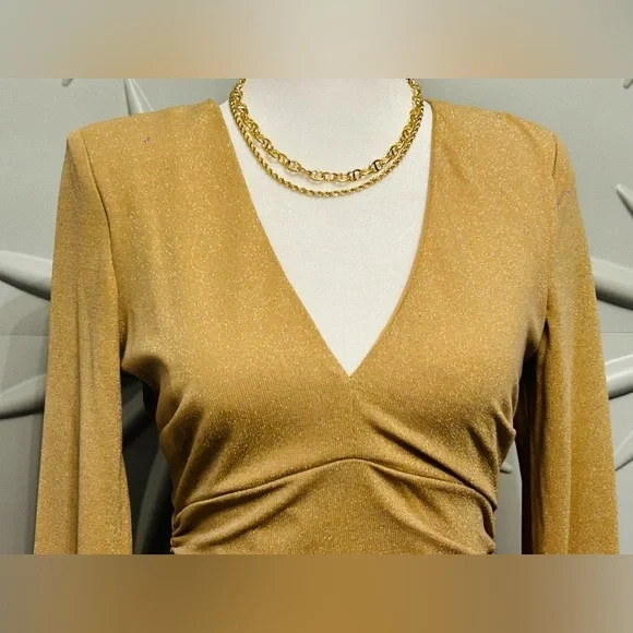 Bardot (NWT) SZ S gold dress w/ruching, bust 34”-36”, waist 26”-32” - Picture 4 of 7